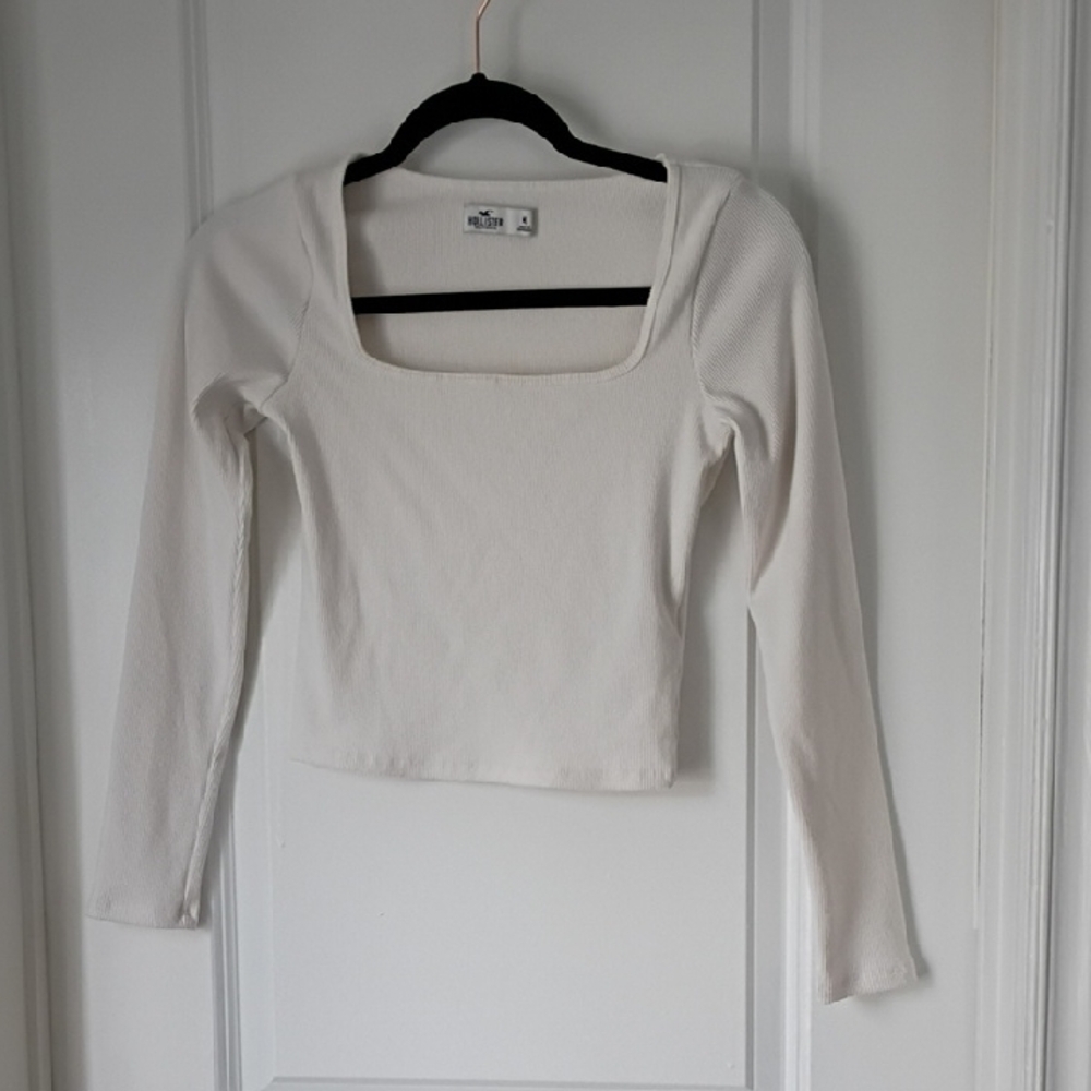 Hollister Ribbed Square-Neck Long Sleeve Top in Off-White